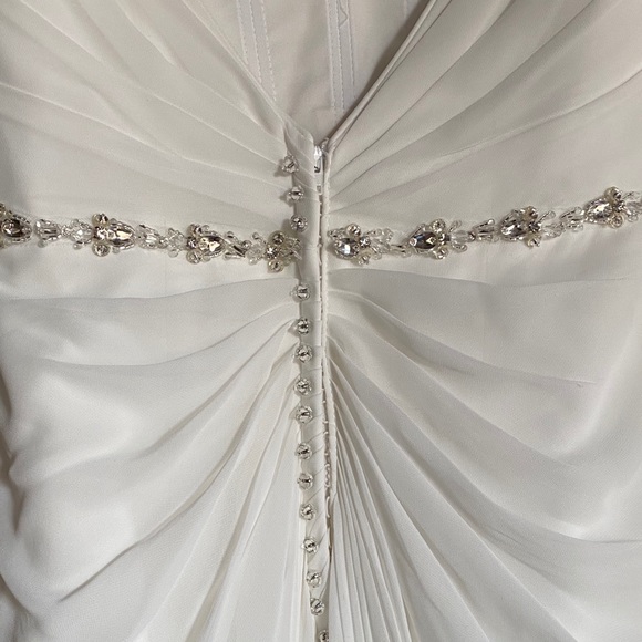 Maggie Sottero “Bryce” Wedding Dress - Picture 7 of 8